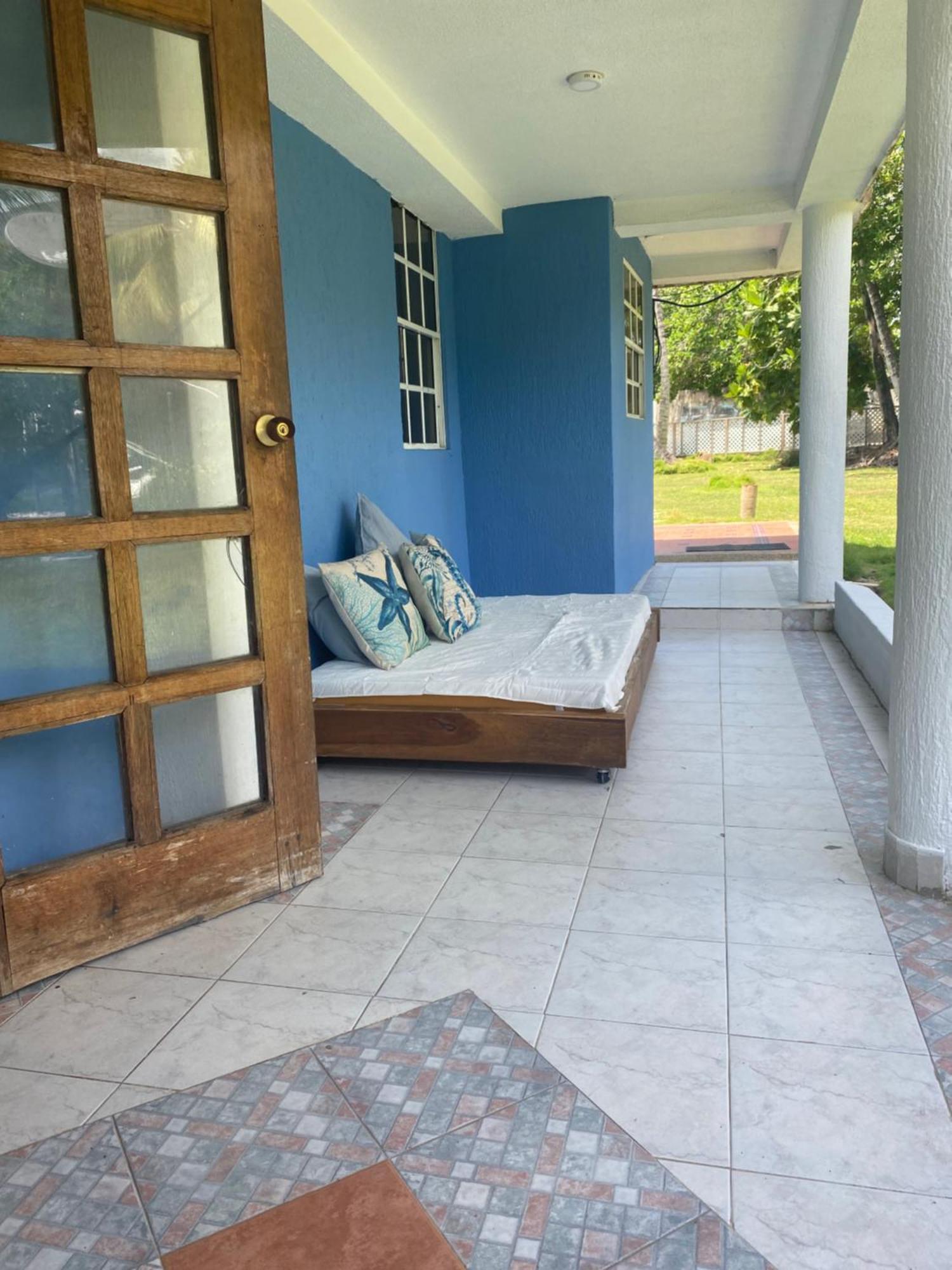 Estalagem Islander House On Rocky Cay
